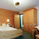 Otel Krone Schoppernau